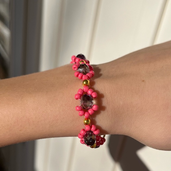 5 for $25 Handmade beaded pink & navy hourglass lobster claw clasp bracelet - Picture 2 of 7